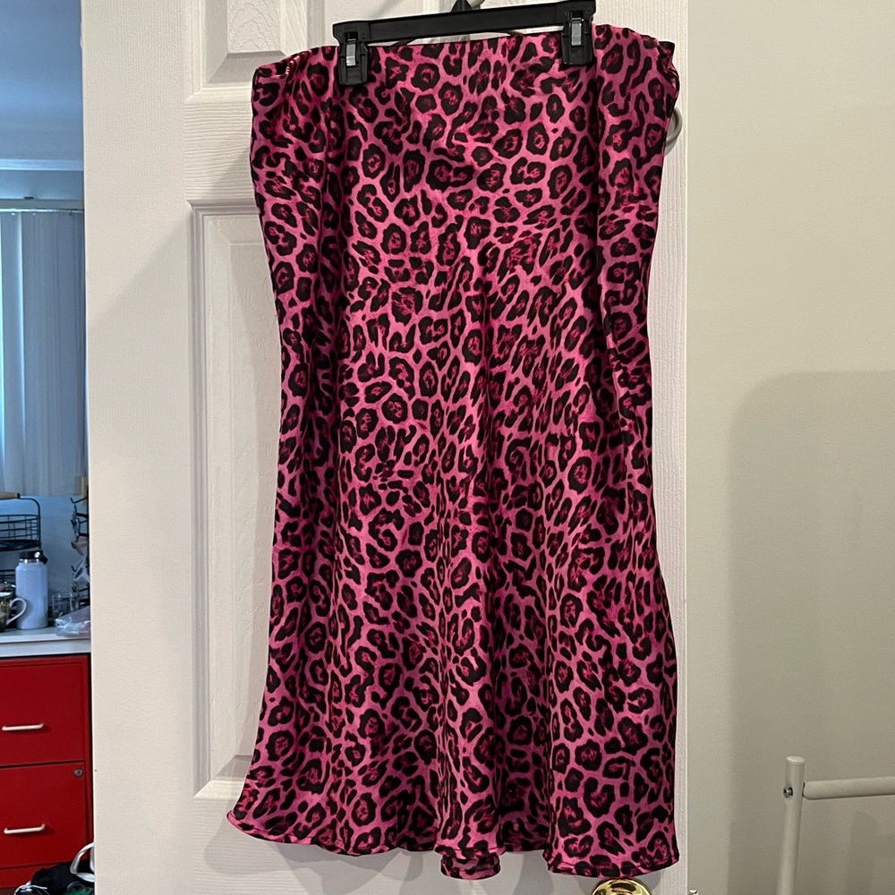 pink leopard print maxi skirt